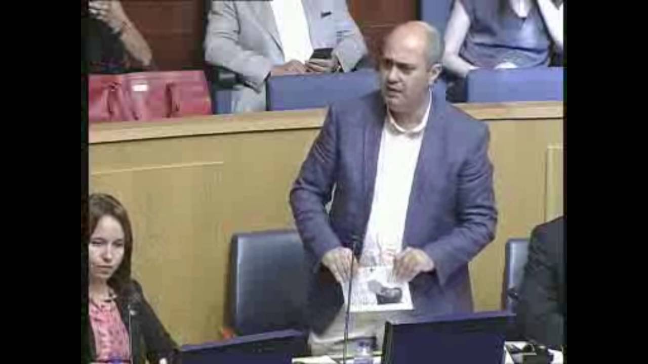 Roberto Almada: "Será que os Madeirenses têm uma vida melhor depois de Albuquerque tomar posse?"