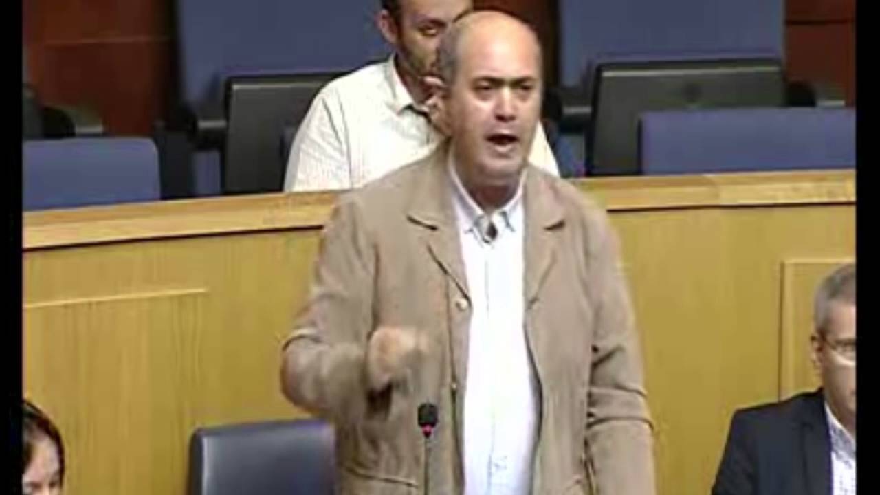 "A questão do hospital é uma questão demasiado importante"